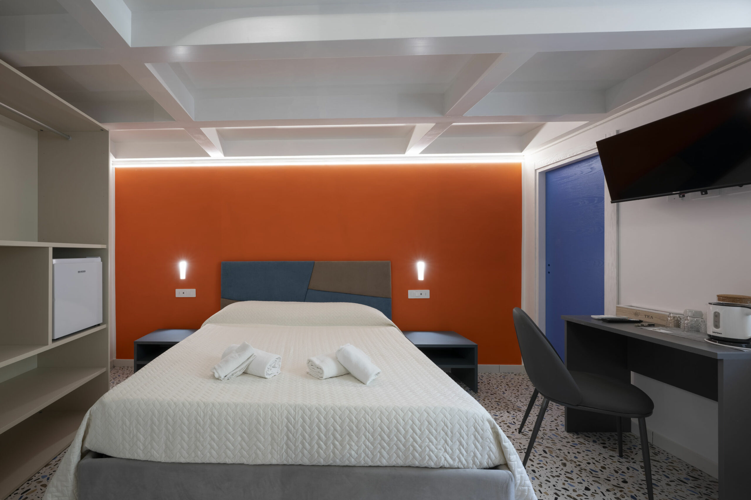 ANA_9401-HDR@emanueleanastasioph-WEB-andrea-camera-casa-amalfi-giugno-2025_risultato