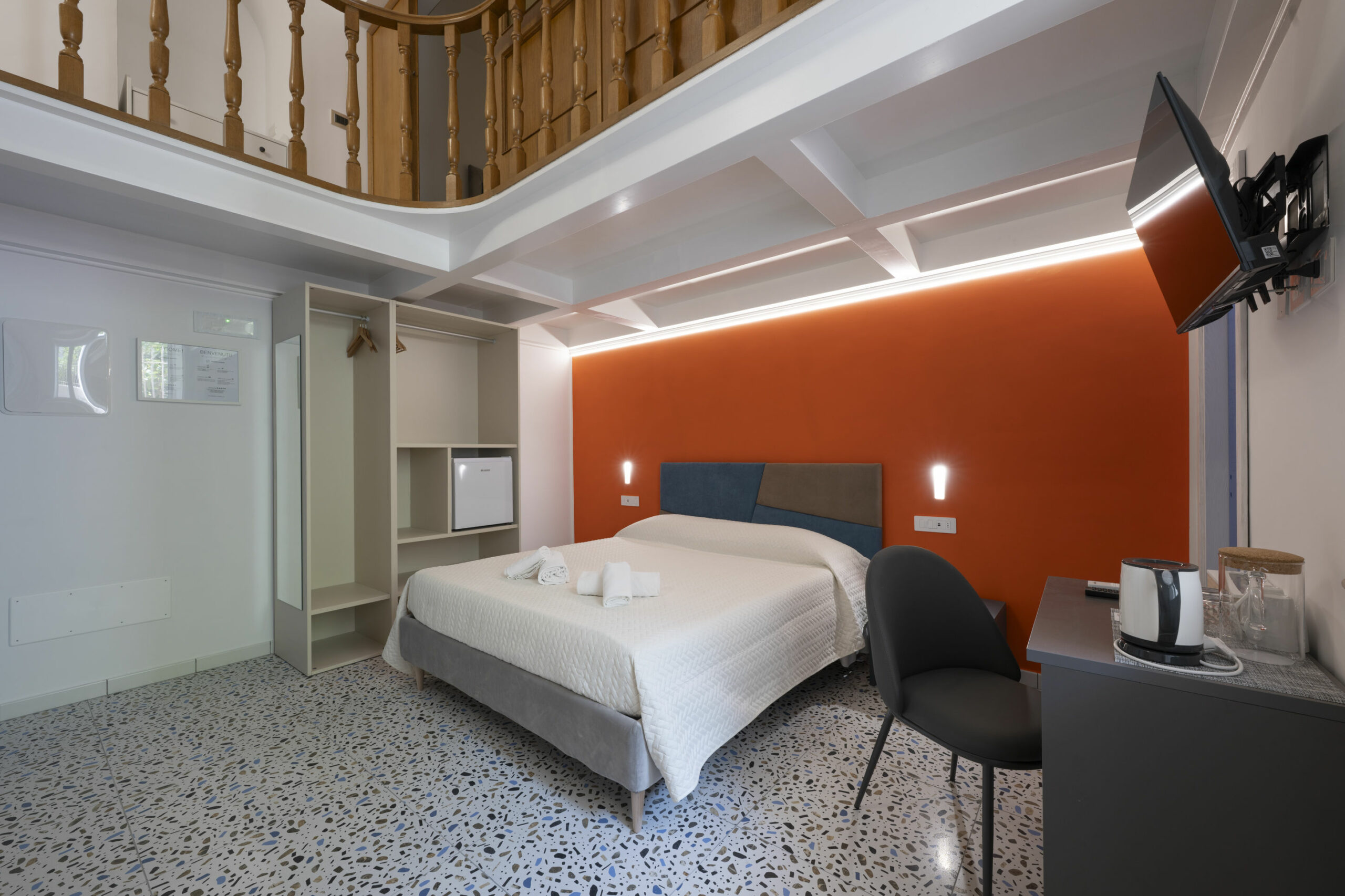 ANA_9410@emanueleanastasioph-WEB-andrea-camera-casa-amalfi-giugno-2025_risultato