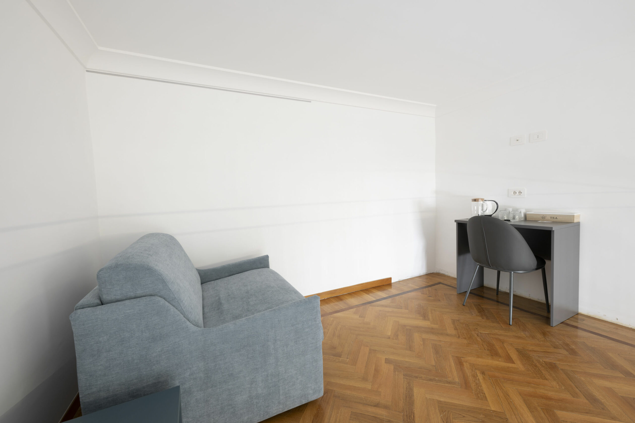 ANA_9470@emanueleanastasioph-WEB-andrea-camera-casa-amalfi-giugno-2025_risultato